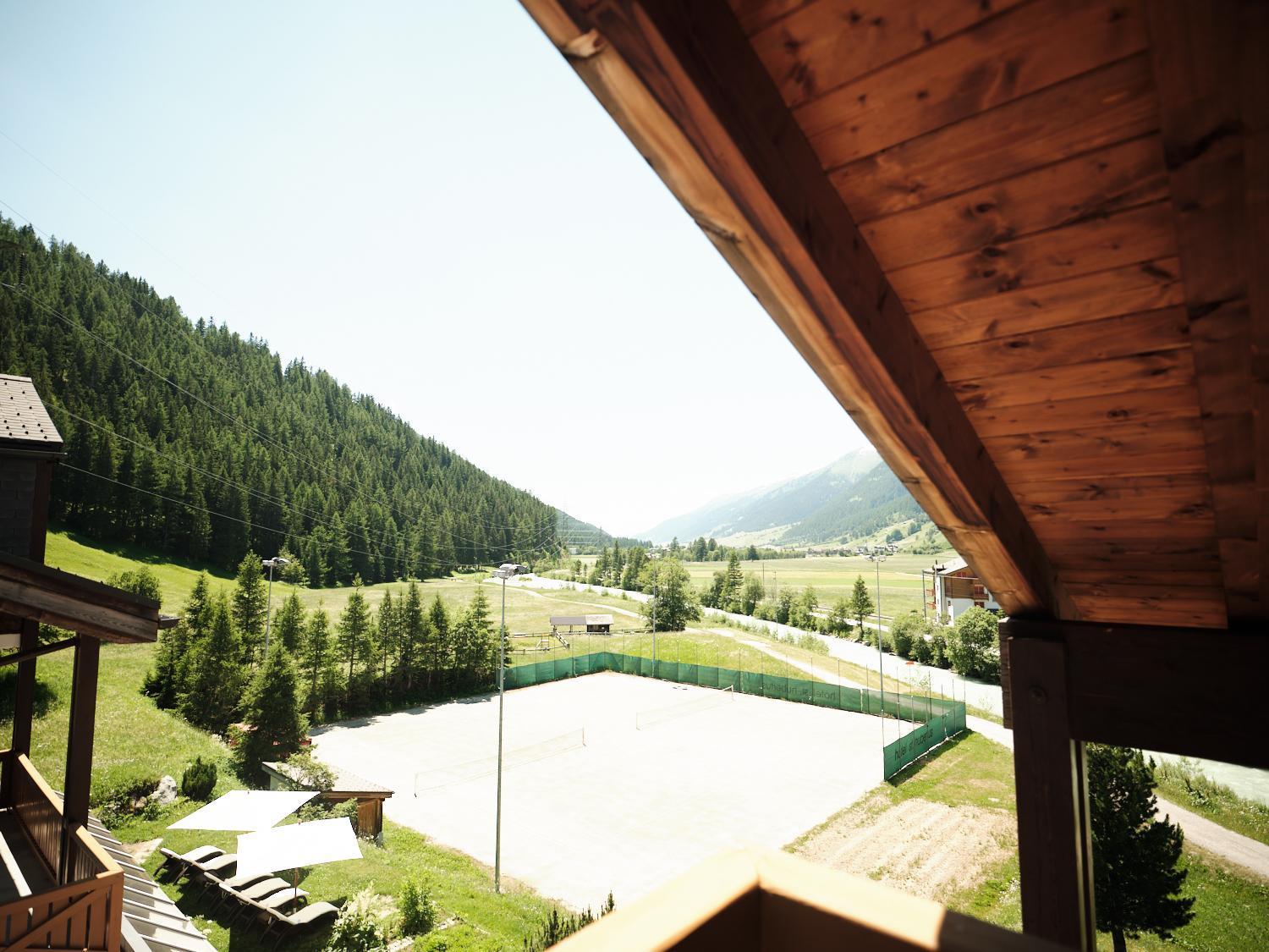 Hotel Hubertus Obergesteln Buitenkant foto