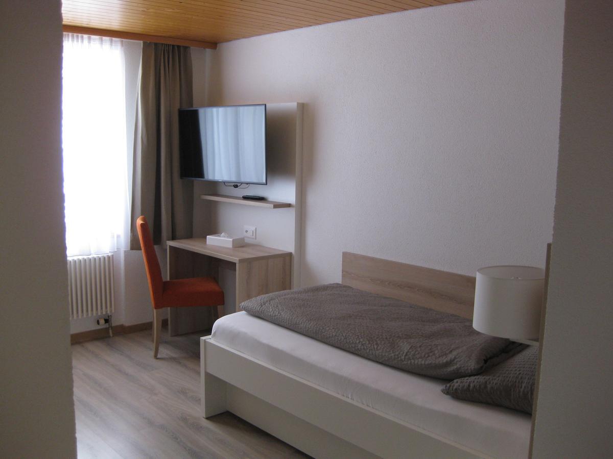Hotel Hubertus Obergesteln Kamer foto